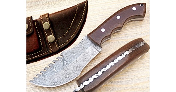Custom Damascus Steel Tracker Knife by Gladiators H-47
