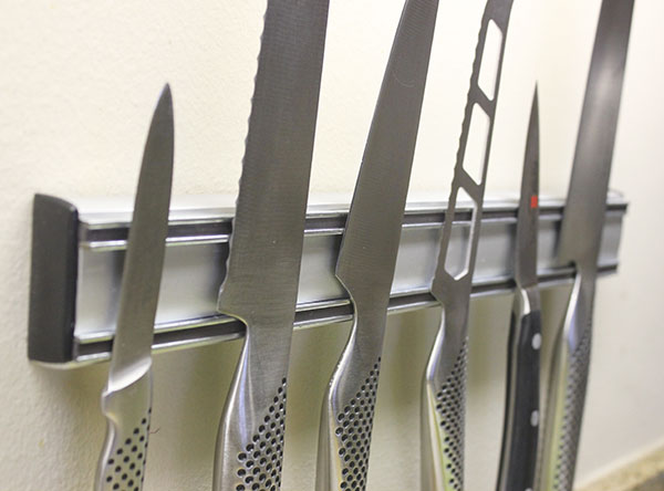 14 Kitchen Knife Hacks You Need To Master